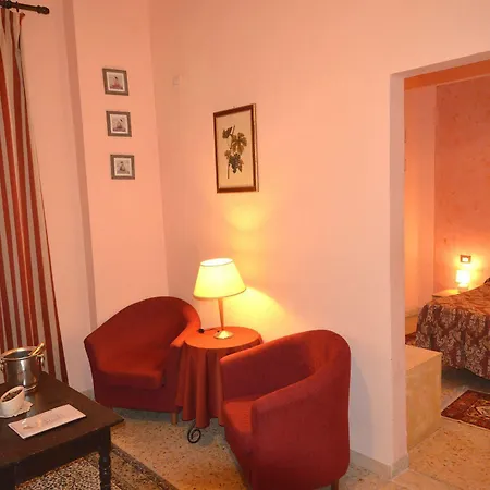 Residenza D'epoca Di San Martino 住宿加早餐酒店 锡耶纳