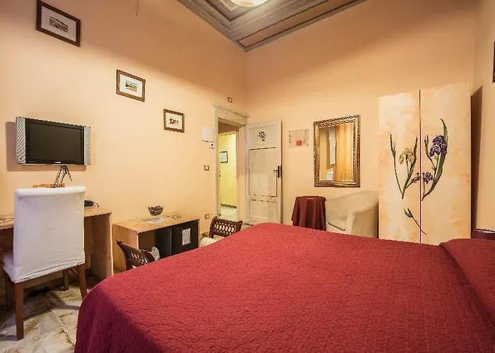 Oda ve Kahvaltı Residenza D'epoca Di San Martino 3*