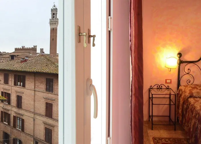 Oda ve Kahvaltı Residenza D'epoca Di San Martino 3*