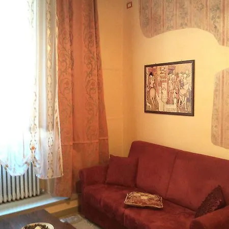 Alojamento de Acomodação e Pequeno-almoço Residenza D'epoca Di San Martino Siena
