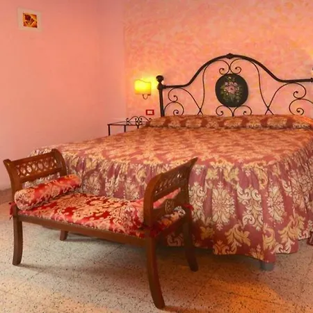 Alojamento de Acomodação e Pequeno-almoço Residenza D'epoca Di San Martino 3*